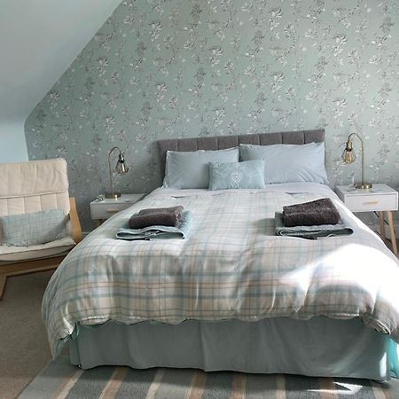 Alpine Cottage Crieff Szoba fotó